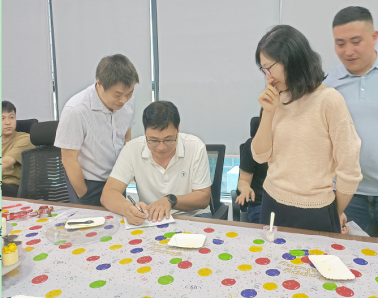 华胄工会生日会文案475.png